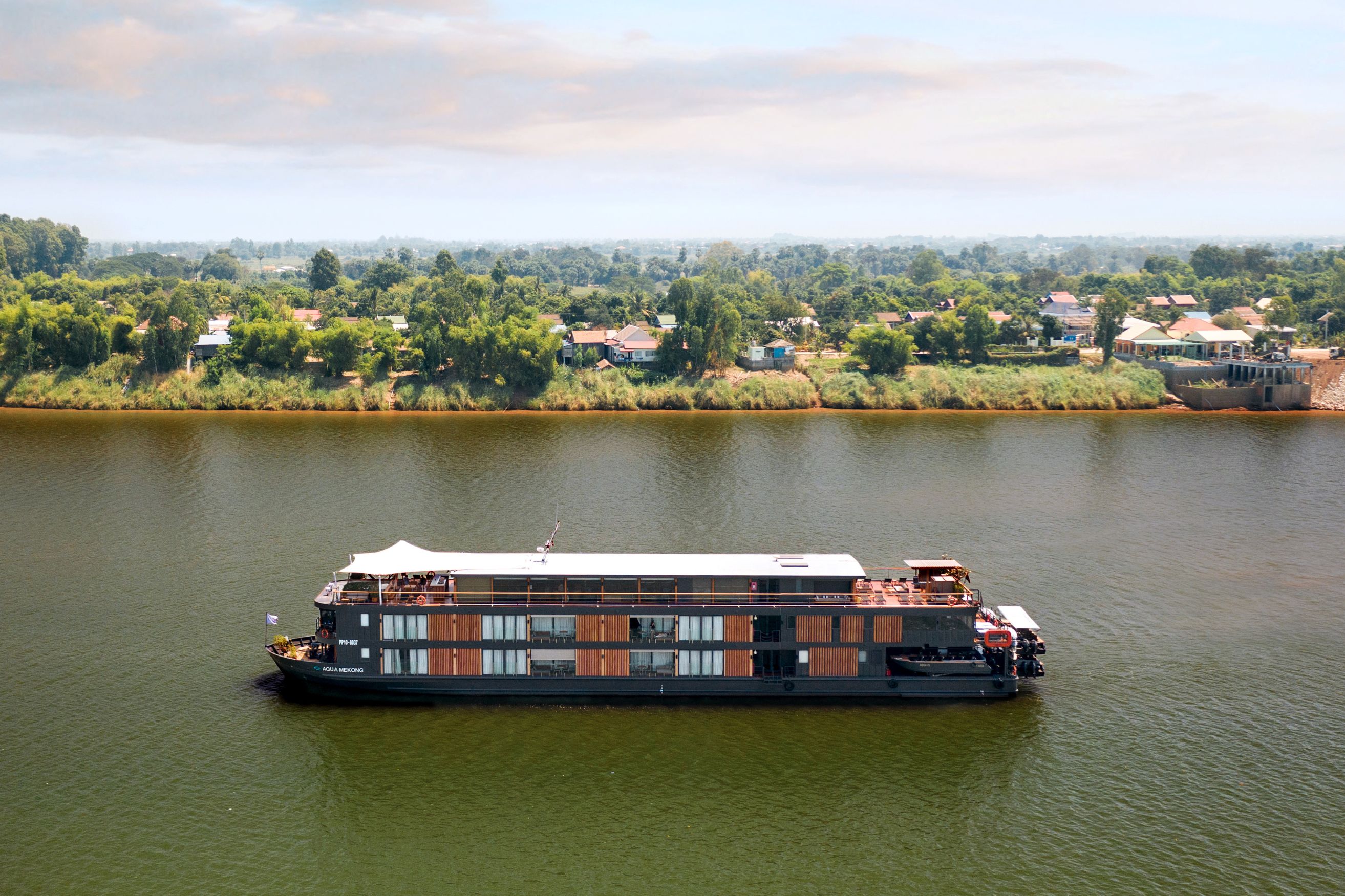 Aqua Mekong_Vessel_39(bleed)_PC