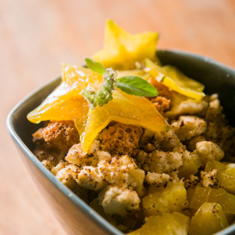 starfruit and brazilian nut crumble