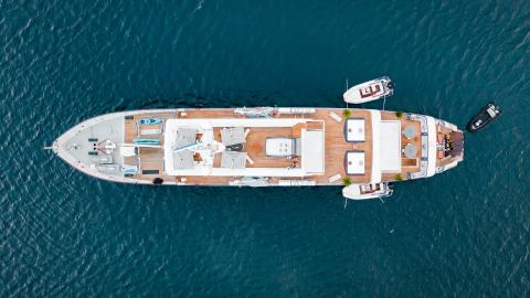 aqua blu exterior