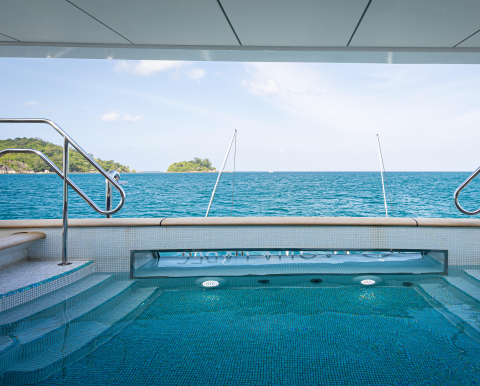 Outdoor Jacuzzi