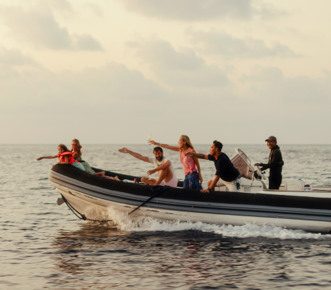 Skiff Excursions with Aqua