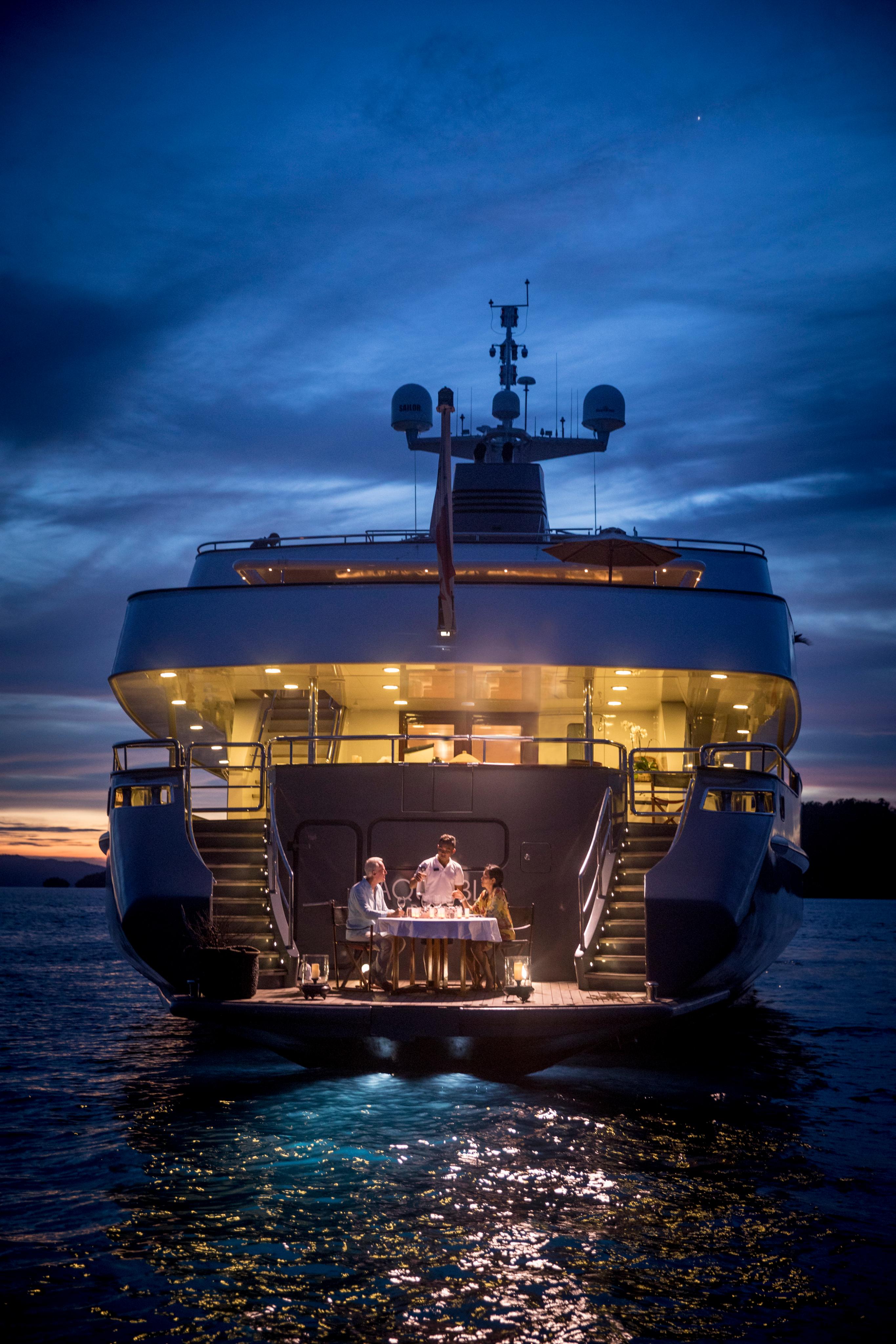 Aqua Blu - Romantic Dining - 01