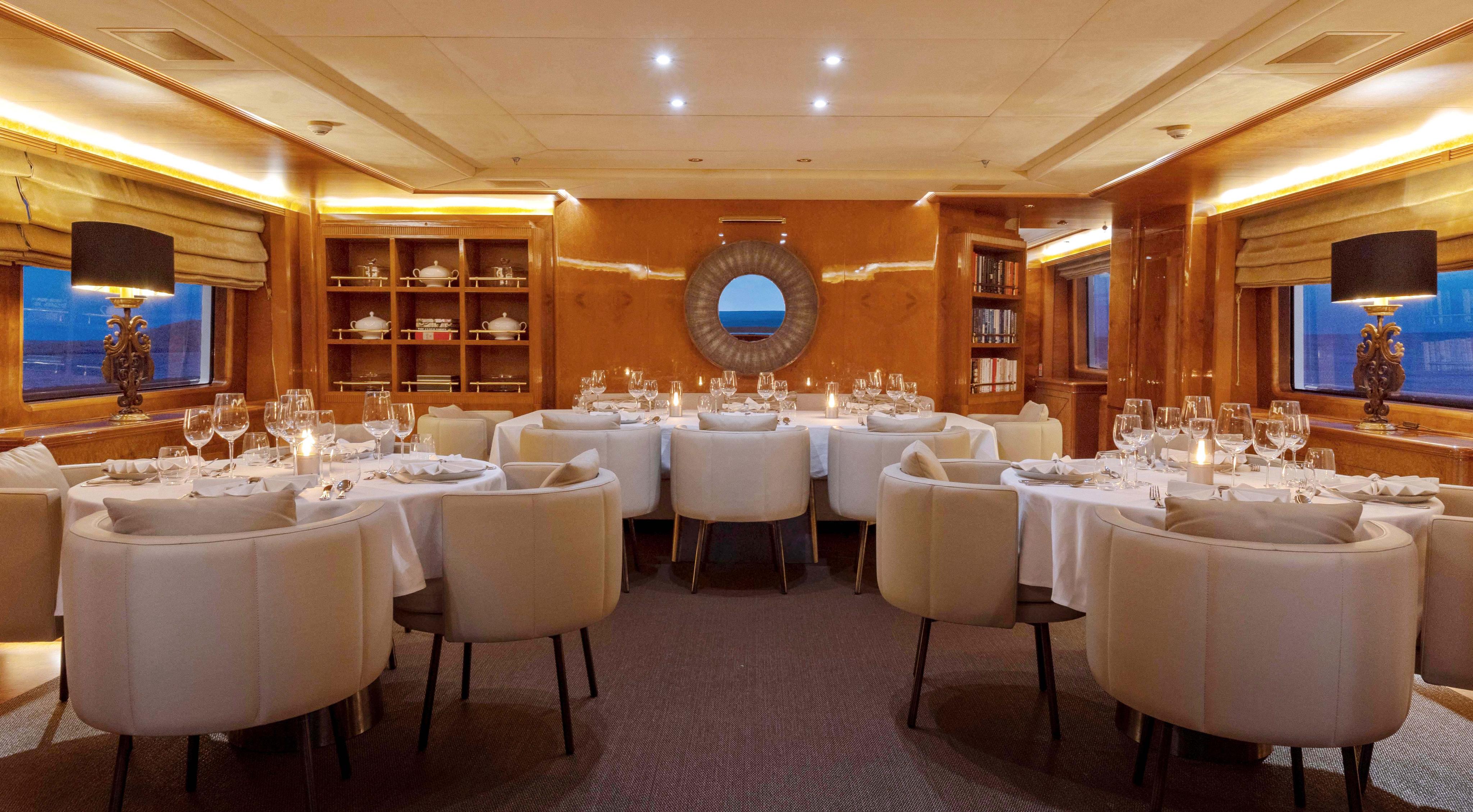 Aqua Mare_Indoor Dining Room_02