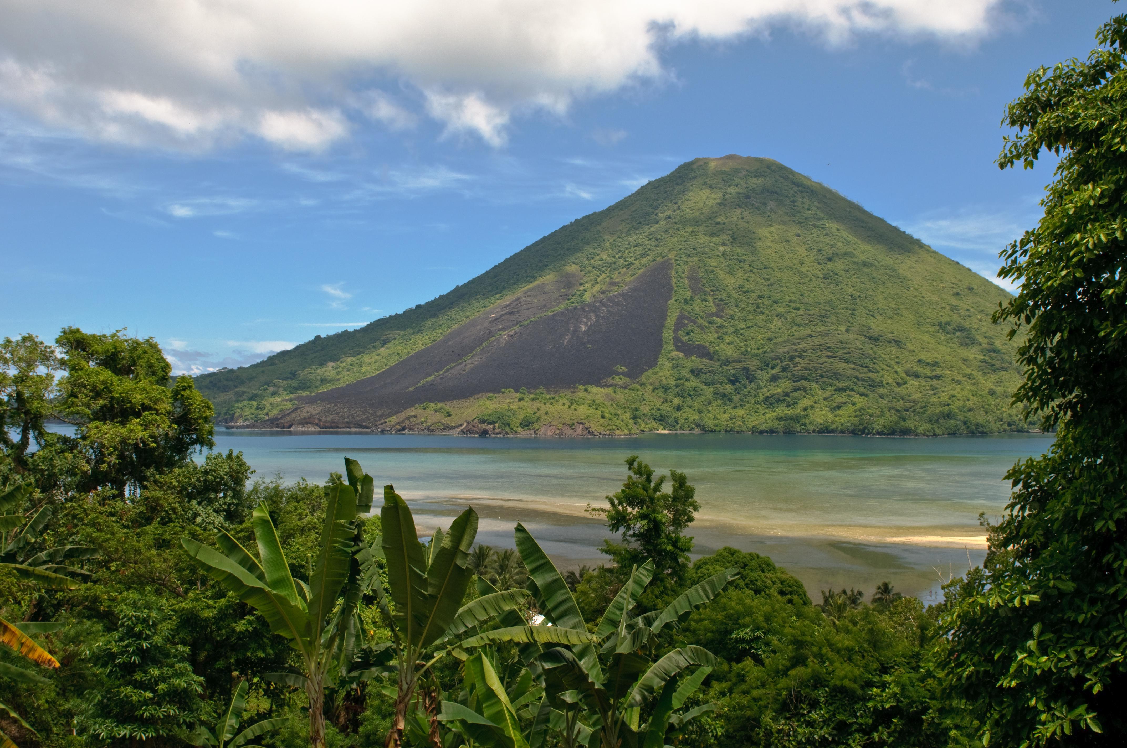 Ambon & Spice Islands Cruise