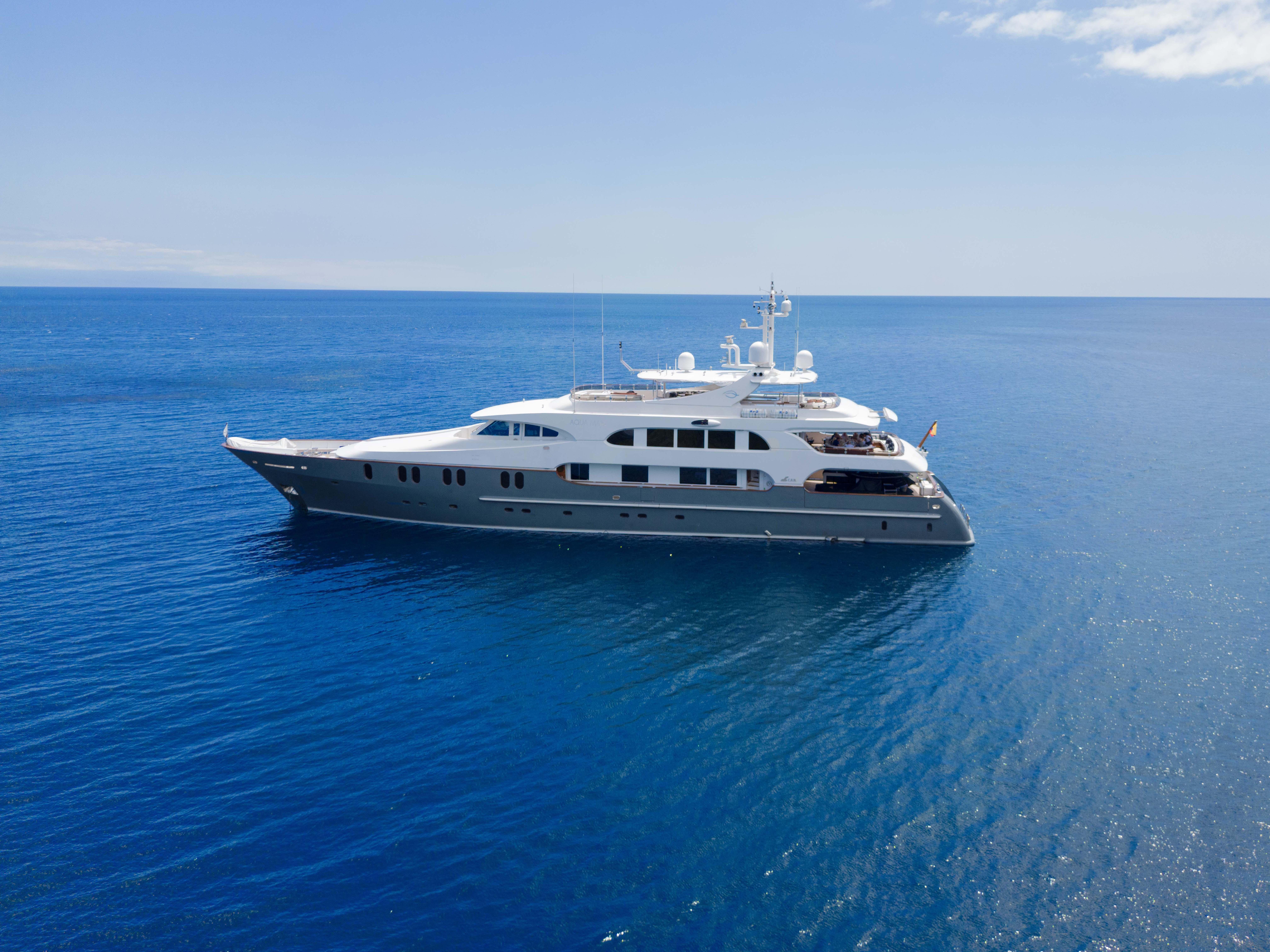 Aqua Mare exterior