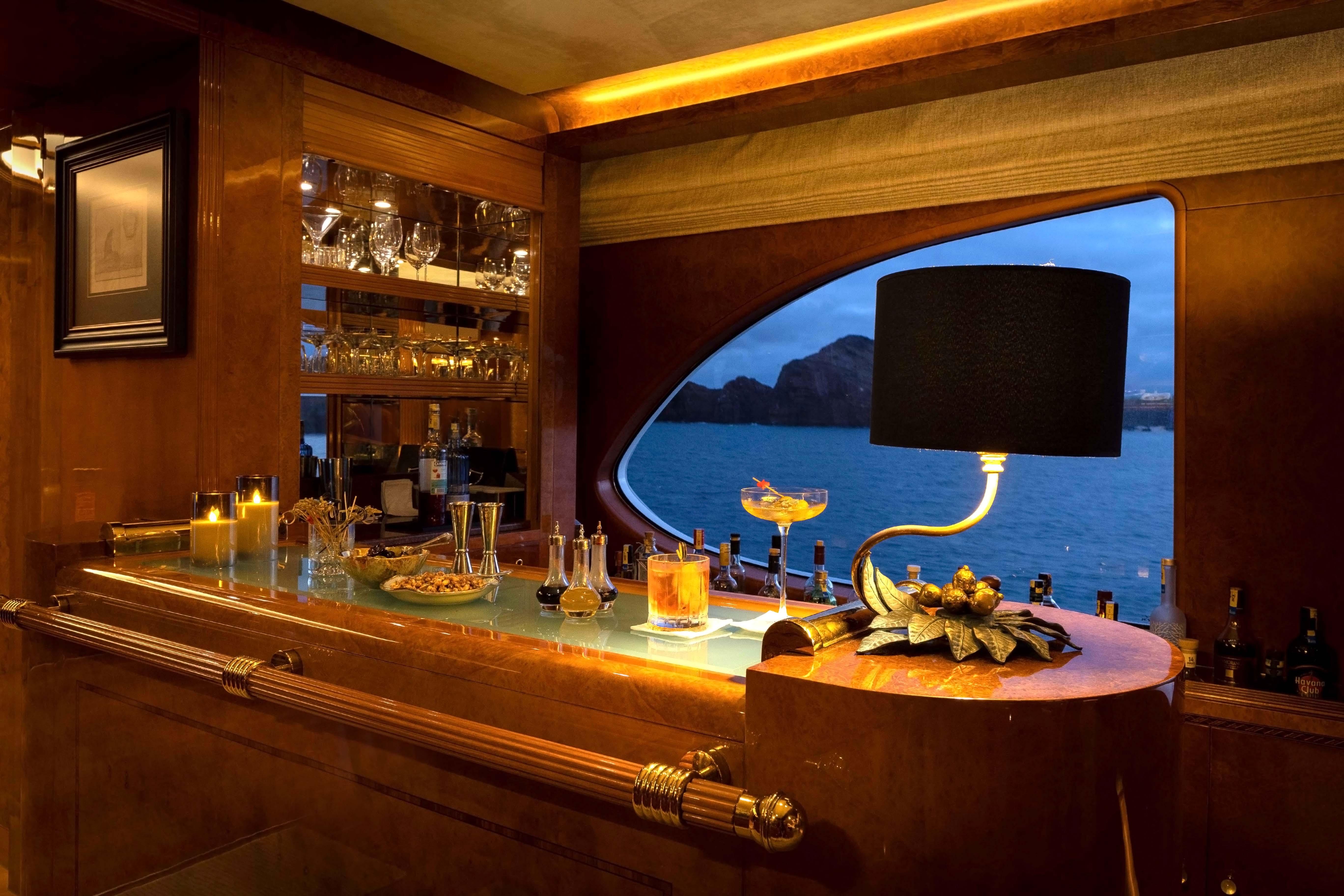 Aqua Mare_Paranomic Lounge