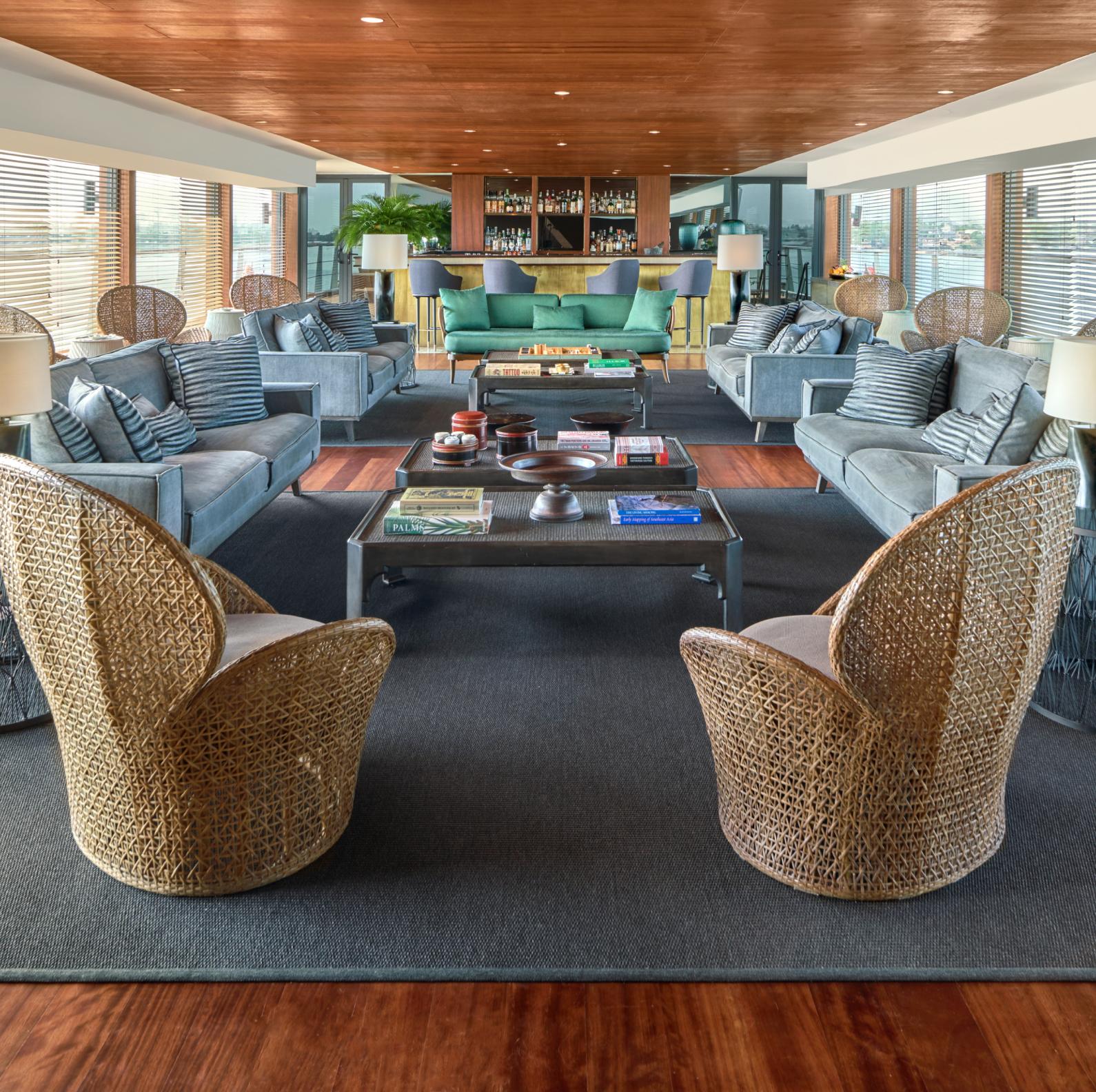 Aqua Mekong lounge