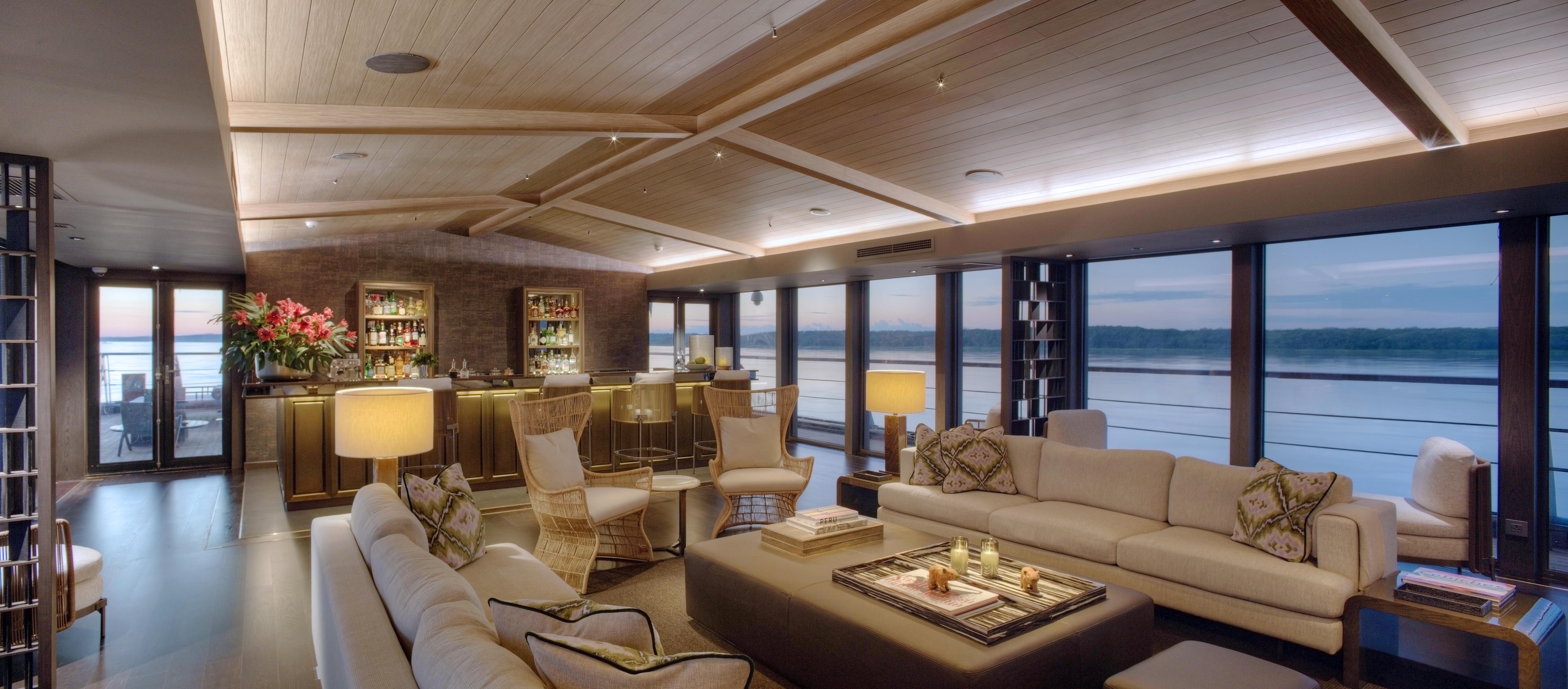 Aqua Nera_Indoor Lounge
