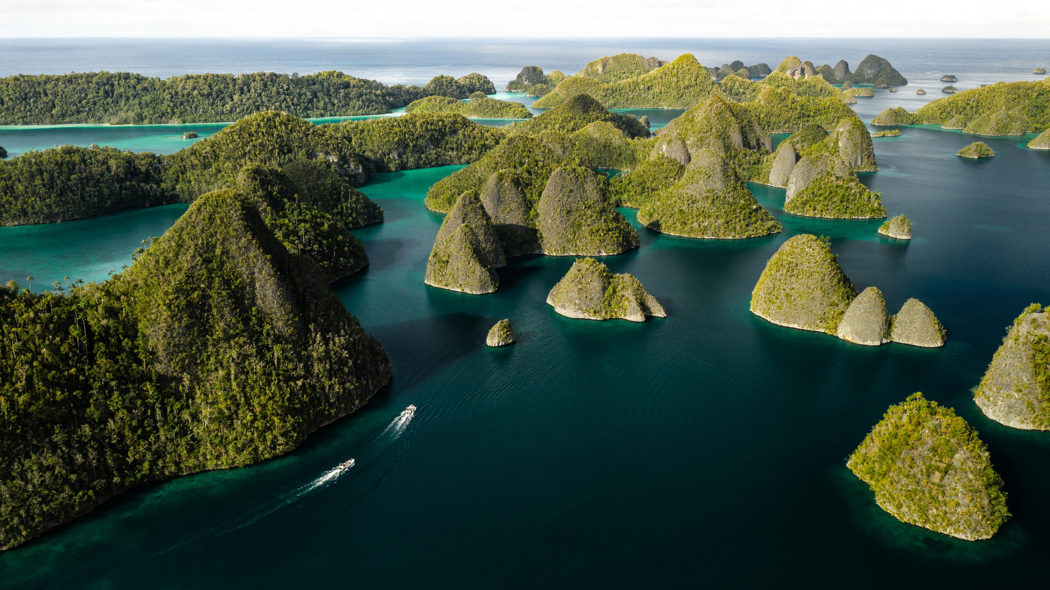 Raja Ampat_Wayag-01