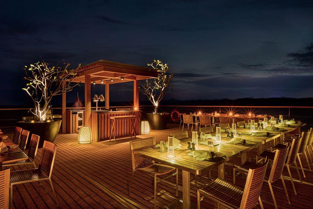 Aqua Mekong_Outdoor Dining