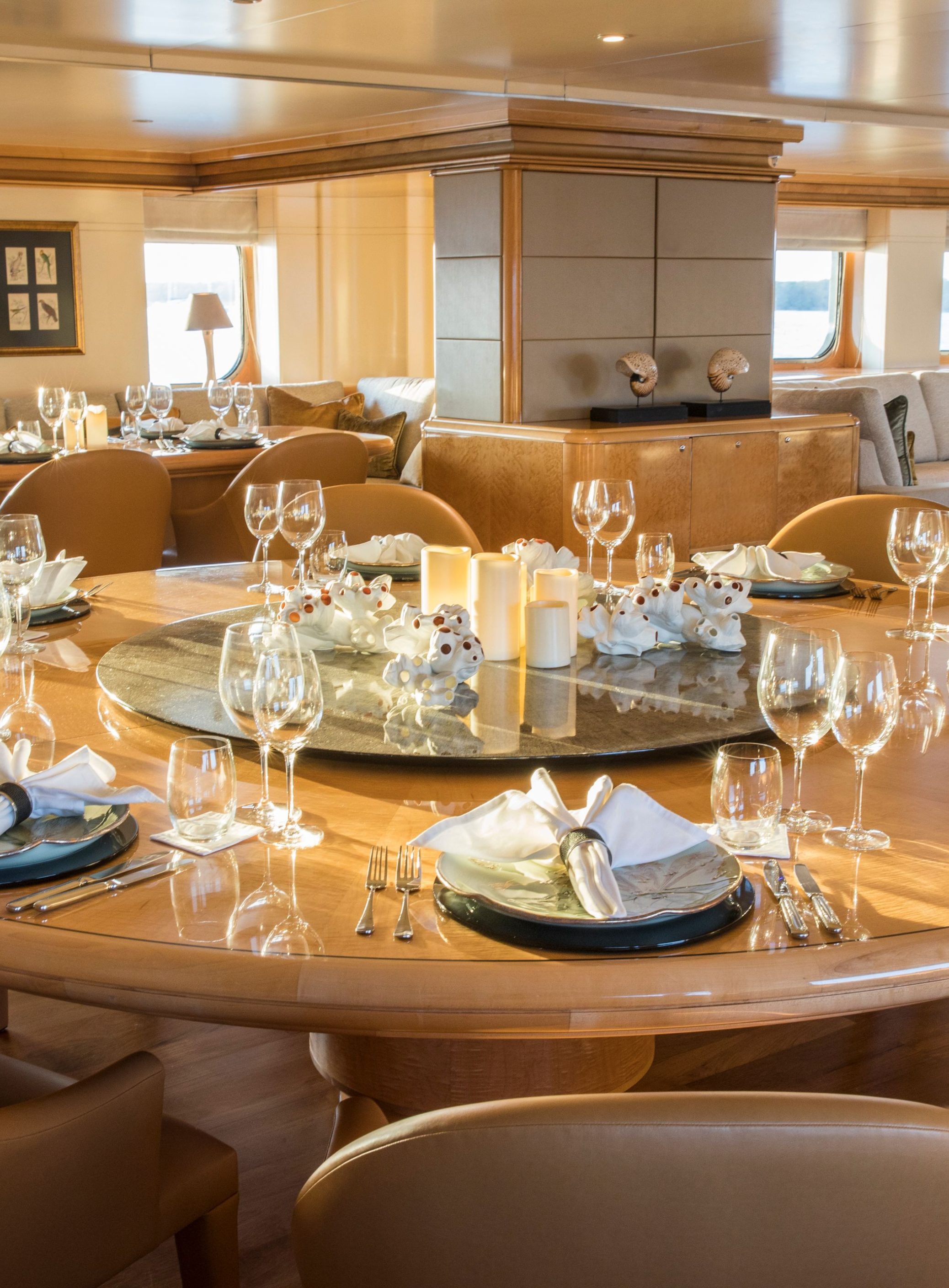 Aqua Blu Charter Desktop Suites and Social Spaces (2).png