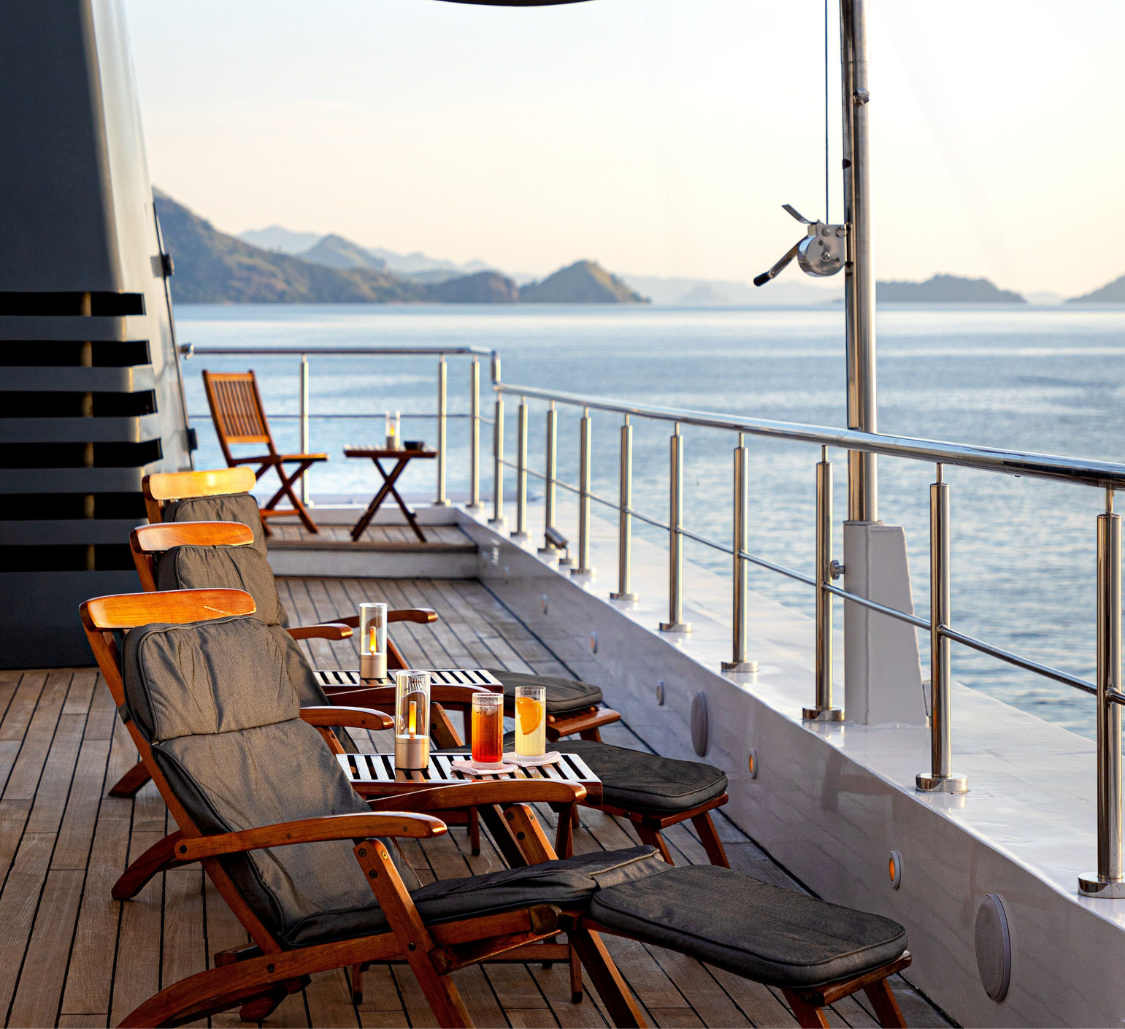 Aqua Blu Charter Mobile Suites and Social Spaces (6).png