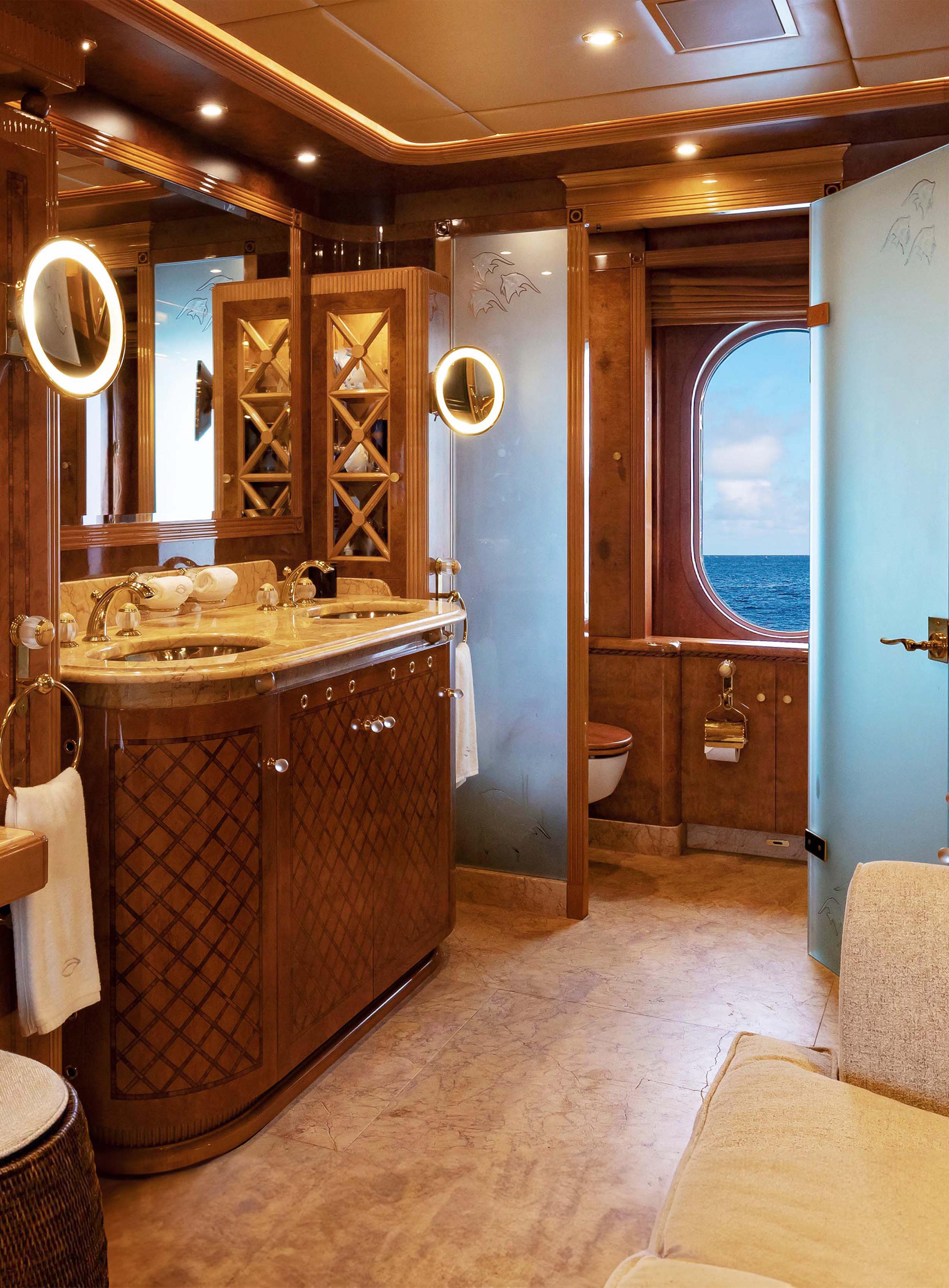 Galapagos private charter