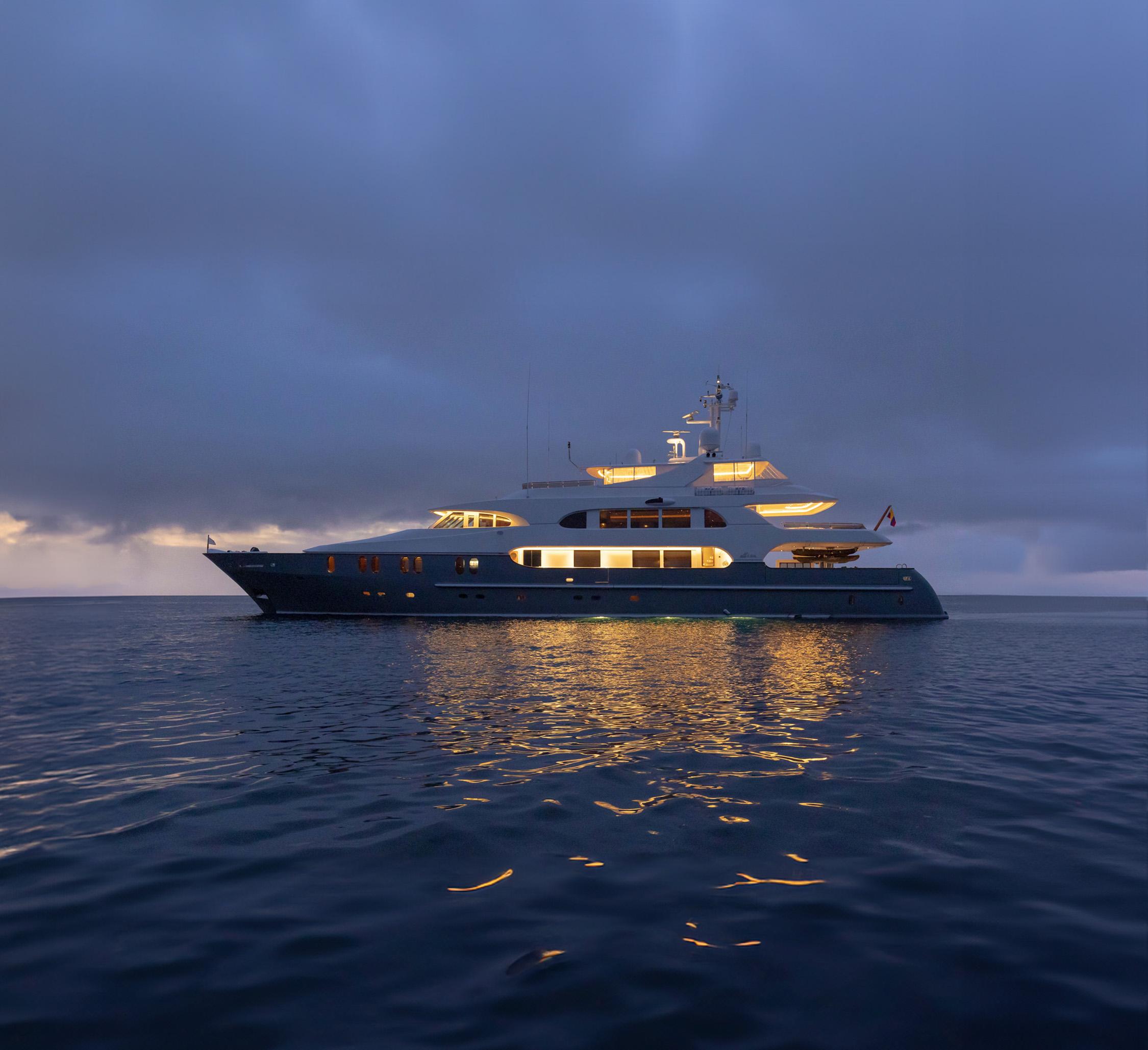 Galapagos cruise