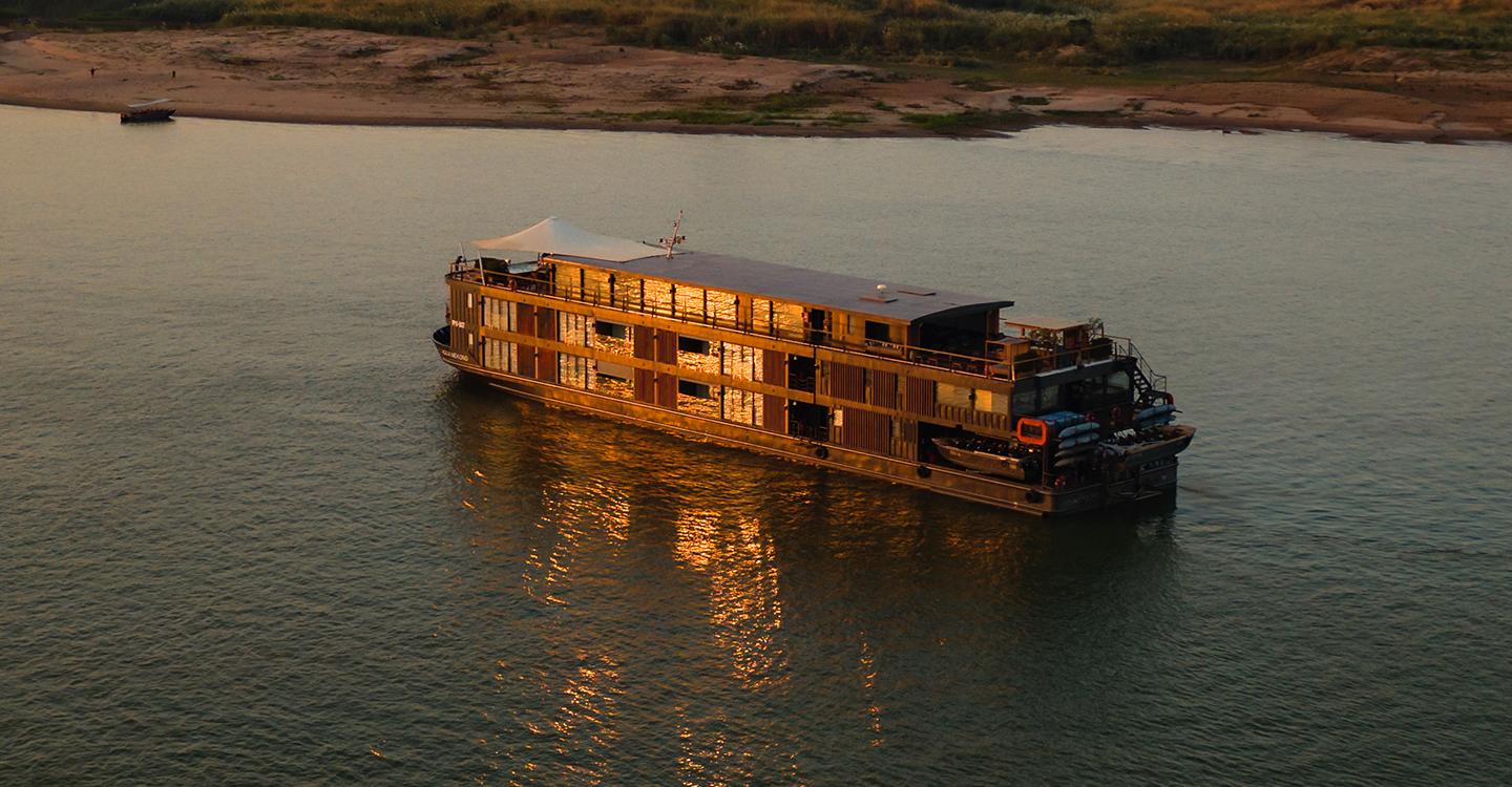 Mekong river cruise