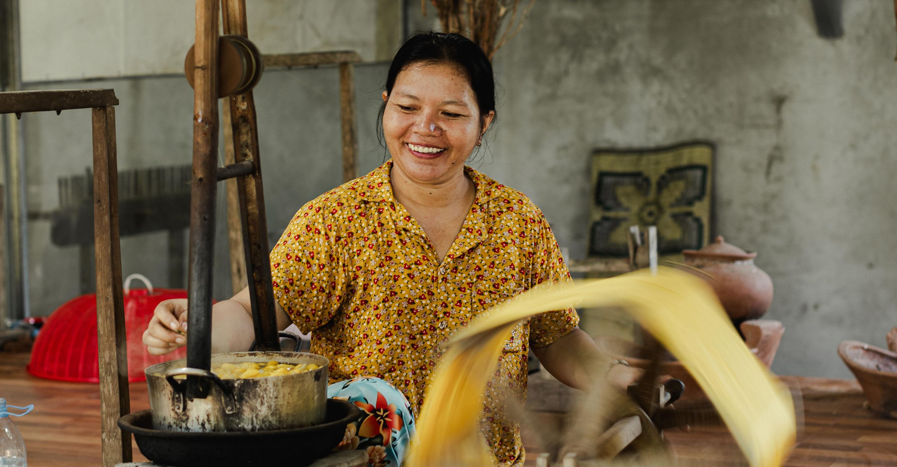 Supporting Local Craftsmanship - Tablet