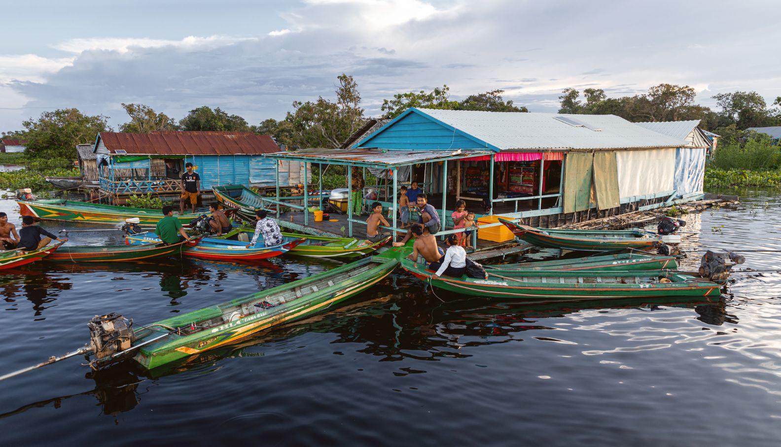 Mekong_Floating Village Visit_01_(Secondary)_PC