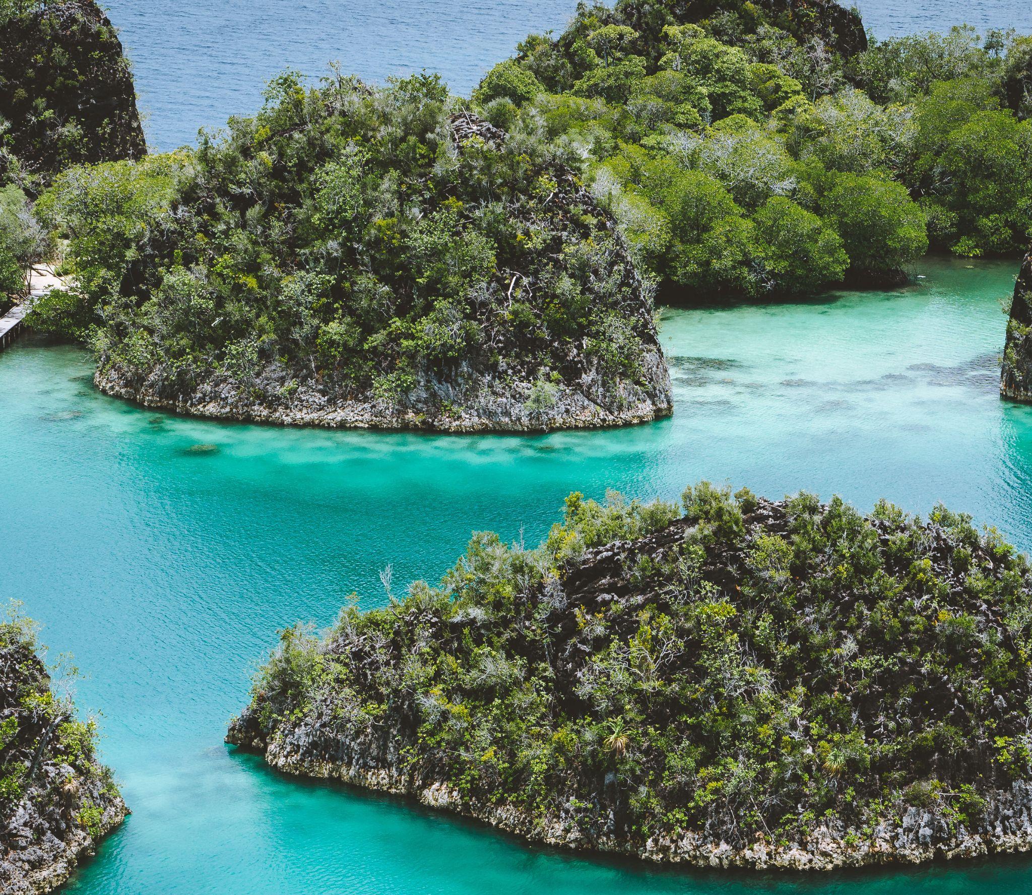 raja-ampat-wayag-indonesia_Tablet